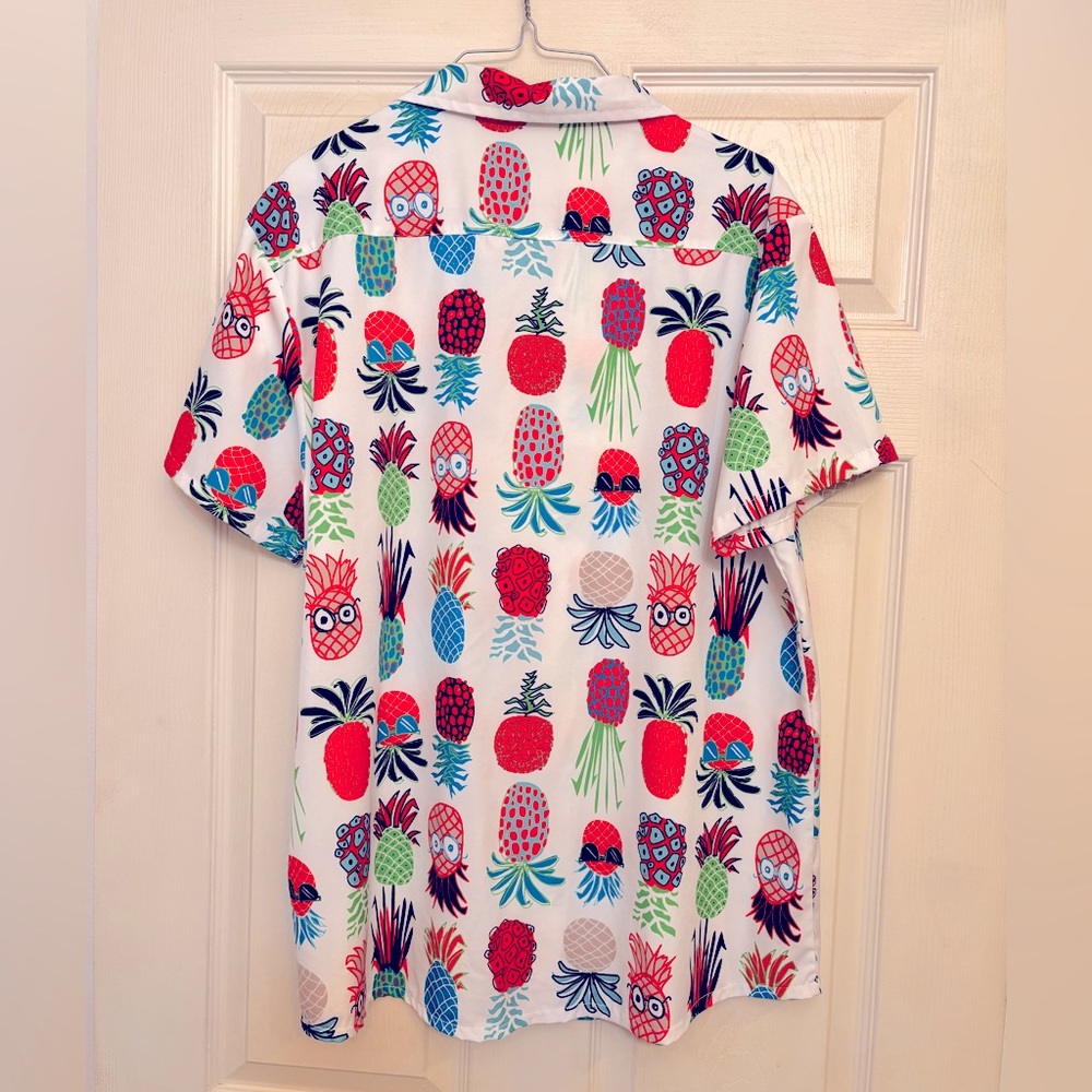 3 Tropical Print Men's Shirt: 2 Large & 1 XL - Picture 3 of 10